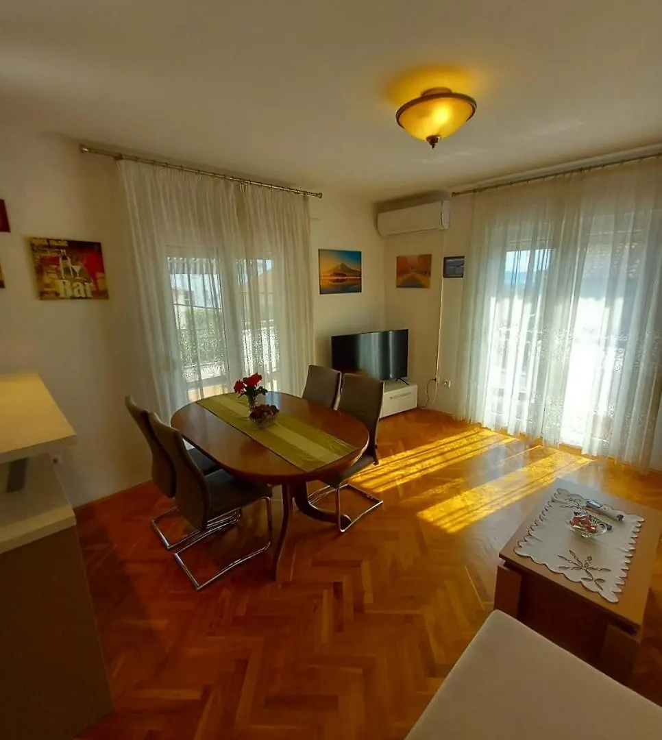Apartments Ive Zára